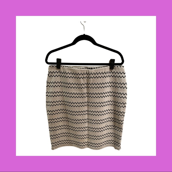 RD Style Black & White Pencil Skirt - Picture 2 of 4